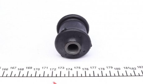 Сайлентблок переднего рычага fag 829006810