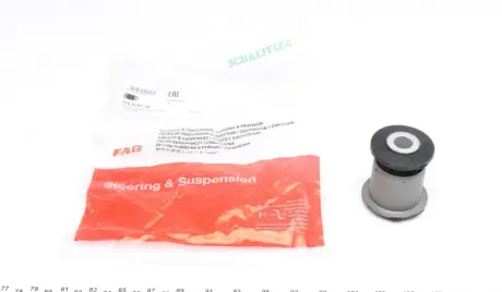 Сайлентблок переднього важеля FAG 829 0103 10