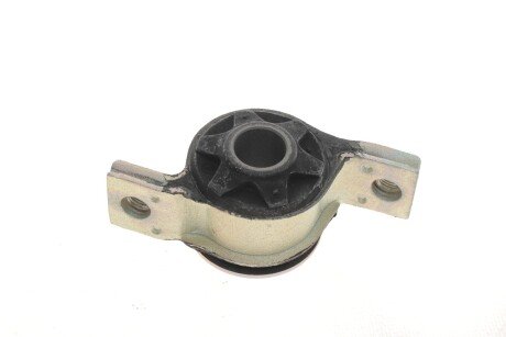 Сайлентблок переднего рычага fag 829013710