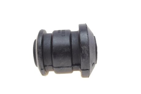 Сайлентблок переднього важеля fag 829025610