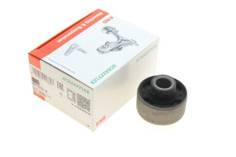 Сайлентблок переднього важеля fag 829027310