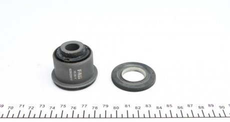 Сайлентблок переднього важеля fag 829026810