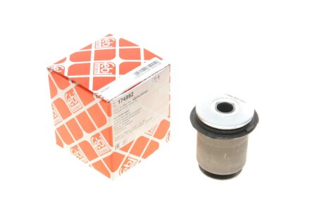 Сайлентблок переднего рычага febі Bilstein 174992 на Тойота Хайлюкс