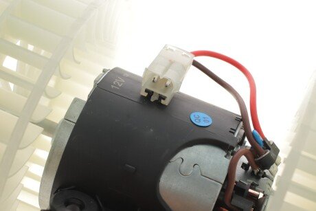 Моторчик (вентилятор) печки febі Bilstein 180447