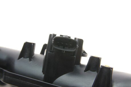 Колектор впускний fiat 55259084