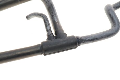 Патрубок радиатора нижний gates 052906