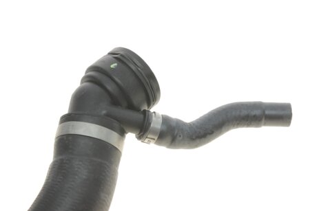 Патрубок системи охолодження gates 053623