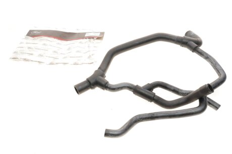 Патрубок радиатора нижний gates 3942 на Рено Клио 2