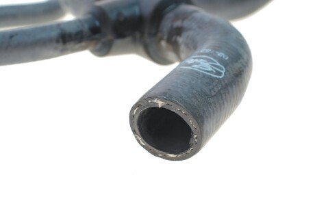 Патрубок 4275-21621 gates 021621