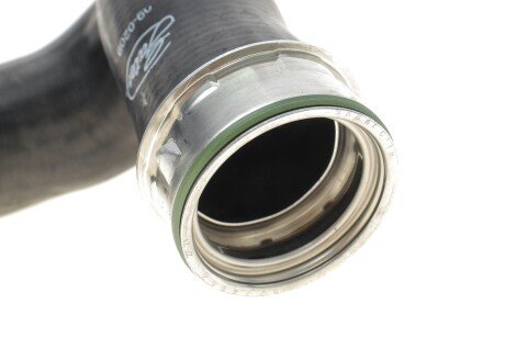 Патрубок интеркулера (турбины) gates 090209