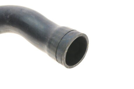 Патрубок интеркулера (турбины) gates 090408