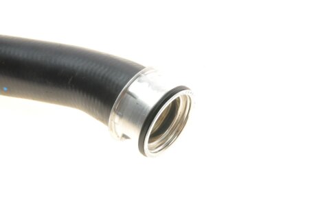 Патрубок интеркулера (турбины) gates 090211