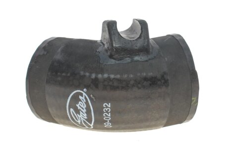 Патрубок интеркулера (турбины) gates 090232