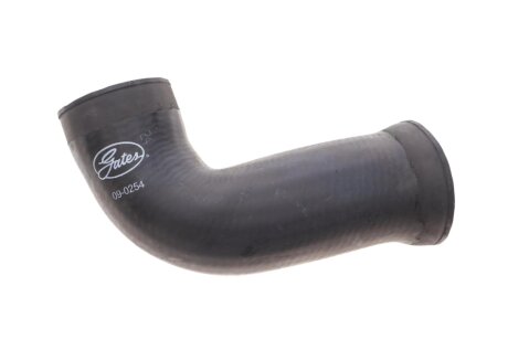 Патрубок интеркулера (турбины) gates 090254 на Ауди А4 б7