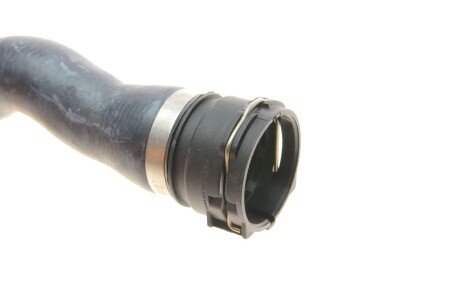 Патрубок радиатора верхний gates 052357