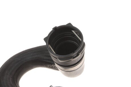 Патрубок радиатора верхний gates 052833