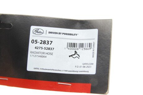 Патрубок радиатора верхний gates 052837