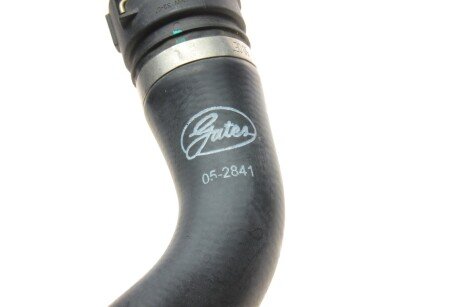 Патрубок радиатора верхний gates 052841