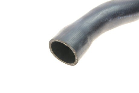 Патрубок радиатора верхний gates 053266