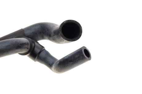 Патрубок радиатора верхний gates 053322