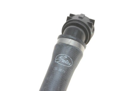 Патрубок системи охолодження gates 053617