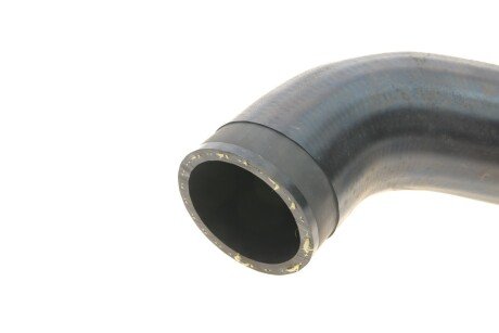 Патрубок интеркулера (турбины) gates 090392