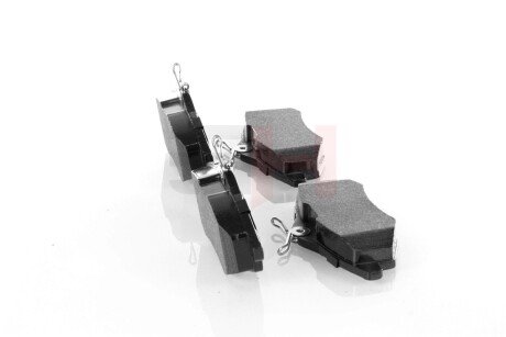 Передні тормозні (гальмівні) колодки gh GH411950