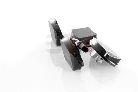 Передние тормозные колодки gh GH410231