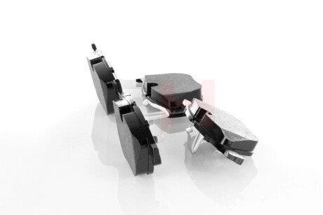 Передние тормозные колодки gh GH410336