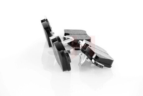 Передние тормозные колодки gh GH411003