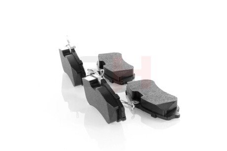 Передние тормозные колодки gh GH411937