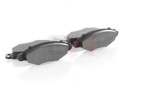 Передние тормозные колодки gh GH413739