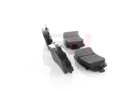 Передние тормозные колодки gh GH413903