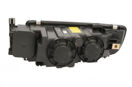 Протитуманна фара передня giant 131MA50220AR