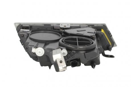 Протитуманна фара передня giant 131VT16230AL