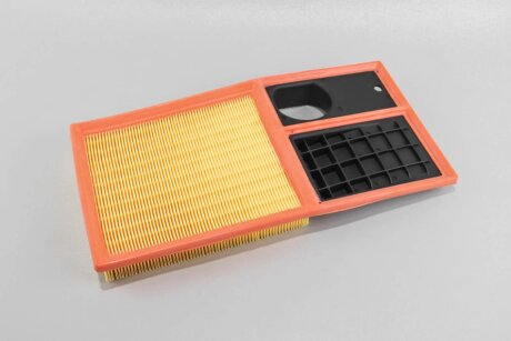 Фільтр повітряний 1.4-1.6 16V Caddy 06-10/Golf 06-13/Octavia 04-/Fabia 06- goodrem RF1594WB на Фольксваген Джетта 6