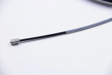 Трос ручного тормоза зад. Megane III/Laguna III 07- Л=Пр. (диск) (1883/1062) goodrem RM4186