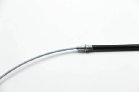 Трос ручного тормоза зад. Polo/Ibiza 08- Л=Пр. (барабан) (1588/923) goodrem RM4202