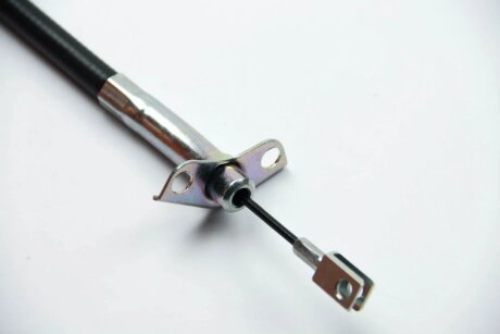 Трос ручного тормоза зад. Sprinter 408-416/LT 46 96- Пр. (1526/1350) goodrem RM4293