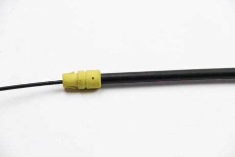 Трос ручного тормоза перед. Transit V184 00- RWD (1052/632) goodrem RM4388