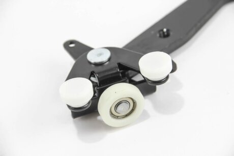 Ролик зсувних дверей (нижній/зпереду) T5 03- (з кроншт.) goodrem RM8019