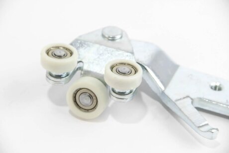 Ролик дверей (бічних/нижній) Fiat Ducato 94-02 Пр. goodrem RM8028