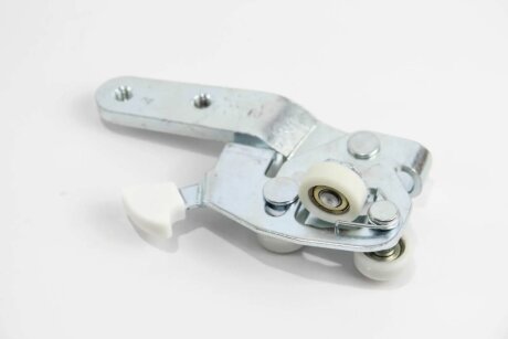 Ролик зсувних дверей Ducato/Boxer 02-06 (нижній/з кроншт.) goodrem RM8029 на Ситроен Джампер