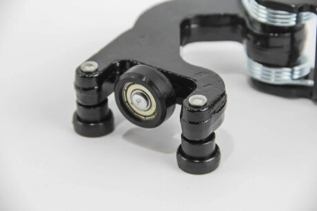 Ролик зсувних дверей Master/Movano 10- (середній/з кроншт.) goodrem RM8031