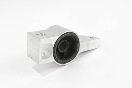 Сайлентблок перед. важеля Caddy/Golf 04-/Jetta 06- (позаду) Пр. goodrem RR0233