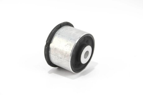 Сайлентблок переднього важеля нижнього Touareg/Audi Q7/Cayenne 02- (задній) goodrem RR0472