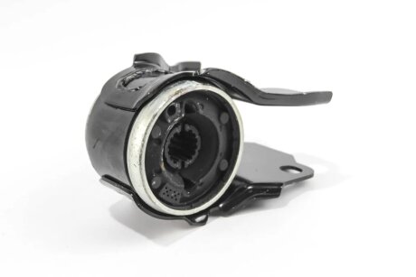 Сайлентблок перед. важеля Ford Mondeo IV/S-Max/Volvo S60/S80/XC60/XC70 06- (позаду) Л. goodrem RR2291