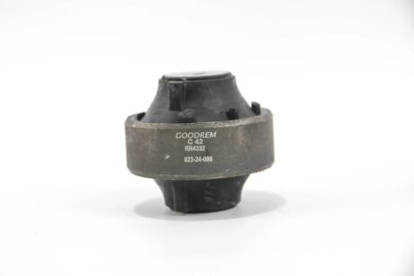 Сайлентблок переднього важеля Megane/Scenic 03- (позаду) goodrem RR4332