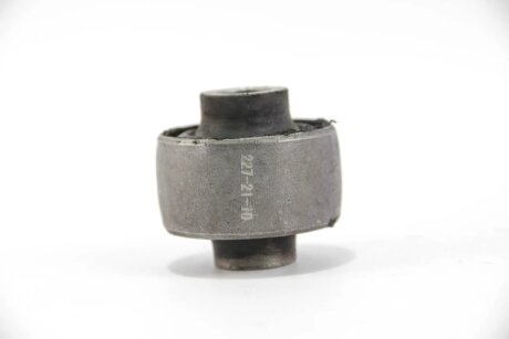 Сайлентблок переднього важеля Omega B 94-03 (ззаду) goodrem RR4778