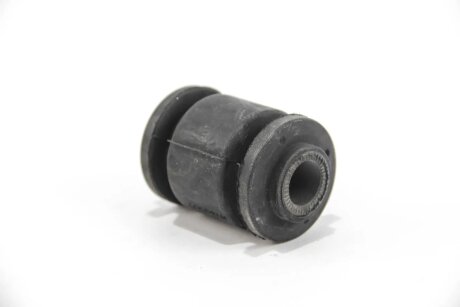 Сайлентблок переднього важеля TOYOTA Avensis 97- goodrem RR5605